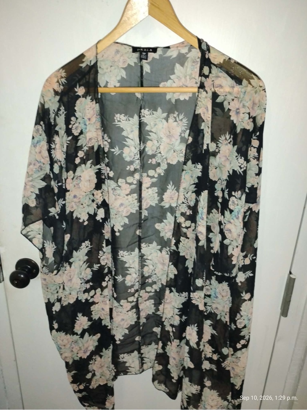 Urban Planet Sheer Floral Kimono Cardigan - Black & Blush